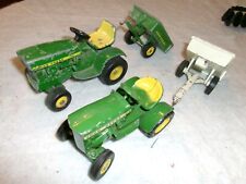 Brinquedo agrícola John Deere 110 140 cortador de grama trator de jardim com carrinhos 1 dinheiro comprar usado  Enviando para Brazil