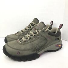 Vasque hiking shoes for sale  Gainesville