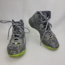 Zapato de tenis alto de baloncesto Under Armour gris relámpago gris jonj7479-1lz7qjgjdc, usado segunda mano  Embacar hacia Mexico