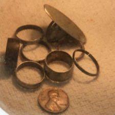 Detector de metais achados de praia: pequeno lote de anéis de prata e cobre encontrados pelo vendedor comprar usado  Enviando para Brazil