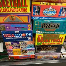 Lote de 100 tarjetas de baloncesto vintage de la NBA en paquetes sellados de fábrica sin abrir Salón de la Corte Suprema de Jordania segunda mano  Embacar hacia Argentina