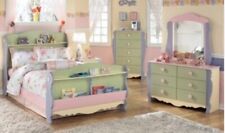 Girls bedroom furniture for sale  Dunellen