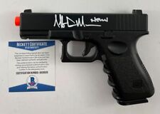 Jeffrey Dean Morgan assinado The Walking Dead réplica Glock 19 ASG BAS CERTIFICADO DE AUTENTICIDADE, usado comprar usado  Enviando para Brazil