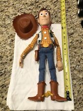 Muñeca de peluche Disney Pixar Toy Story Woody Talking de 15 pulgadas con sombrero necesita batería nueva segunda mano  Embacar hacia Argentina