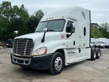 freight liner for sale  Pasadena