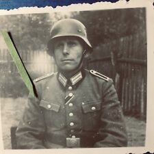 Foto Wehrmacht Portrait Offizier Uniform Stahlhelm Orden gebraucht kaufen  Falkensee