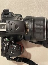 Nikon D5600 24.2 MP Digital SLR Camera - Black with 18-55mm lens  segunda mano  Embacar hacia Mexico