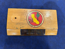 1975 División de Silvicultura de California 1975 calcomanía en relieve CA escritorio forestal soporte bolígrafo, usado segunda mano  Embacar hacia Argentina