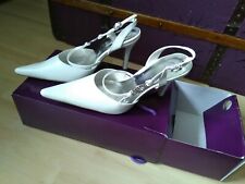 Chaussures blanches neuves d'occasion  Auxerre