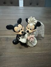 Decoração de bolo de porcelana Disney casamento Mickey Mouse e Minnie noiva e noivo comprar usado  Enviando para Brazil