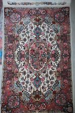 Persian silk rug usato  Italia
