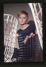 Twiggy 1960 modeling d'occasion  Expédié en Belgium