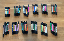 Lote de 58 marcadores Prismacolor e marcadores Pantone comprar usado  Enviando para Brazil