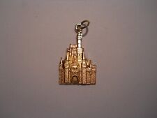 Estate Gold Disney Charm Pendant 14k Yellow Gold Castle 14kt Not Scrap 2.0g 63, used for sale  Shipping to South Africa