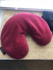 Travesseiro de viagem BuckyUSA vermelho cascos de trigo sarraceno e estojo de transporte com cordão comprar usado  Enviando para Brazil