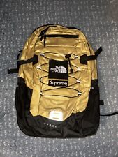 Mochila dourada metálica Supreme x The North Face, usado comprar usado  Enviando para Brazil