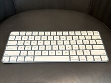 Teclado Apple Magic con Touch ID A2449 Azul con Cable Original - Excelente segunda mano  Embacar hacia Argentina