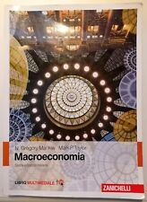 Libro universitario macroecono usato  Roma