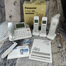 Sistema de teléfono para el hogar Panasonic 1 base y 3 teléfonos inalámbricos caja abierta sin usar, usado segunda mano  Embacar hacia Mexico