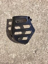 1977 RM370 CHAIN SPROCKET COVER SUZUKI LIKE NEW!   1976 RM370   1978 RM400, used for sale  Shipping to South Africa