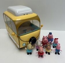 Furgoneta amarilla cámper familiar Peppa Pig y 8 figuras de personajes de Peppa Pig segunda mano  Embacar hacia Argentina