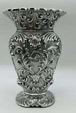Vaso de metal decorativo tom prata vaso de metal. IHI Made In In India 7 1/2” de altura. comprar usado  Enviando para Brazil