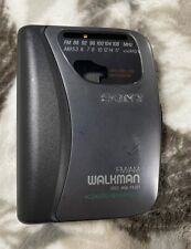 Walkman Sony FM/AM WM-FX321 Funciona con clip segunda mano  Embacar hacia Argentina