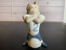 Usado, Estatueta Nao por Lladro Little Tough Guy menino jogador de futebol acabamento brilhante comprar usado  Enviando para Brazil
