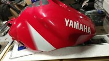 YAMAHA R1 1998-01 FUEL TANK USED ORIGINAL HAVE SCHRATES AND DENT SEE PIC for sale  Shipping to South Africa