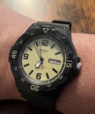 Casio MRW-200H preto com relógio masculino preto mostrador explorador em bom estado comprar usado  Enviando para Brazil