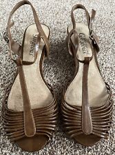 Pair women sandals for sale  BRENTWOOD