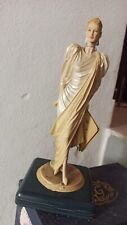 Scultura femminile firmata usato  Forli