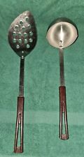 Juego de 2 utensilios de cocina vintage de acero inoxidable Stanhome manijas de plástico segunda mano  Embacar hacia Argentina