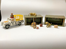 Corgi Toys Gift Set 8 GS8 Lions of Longleat with cast wheels, 3 lions & 2 Dens, used for sale  Shipping to South Africa