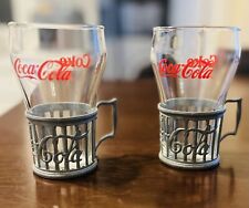2 portavasos de metal Coca Cola 1985 Vintage con mango y gafas segunda mano  Embacar hacia Argentina