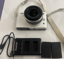 Cámara digital Nikon 1 J1 10,1 MP - blanca (Kit con lente VR 10-30 mm) (27528) segunda mano  Embacar hacia Argentina