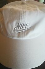 Nike berretto cappello usato  Roma
