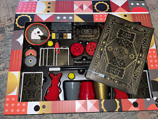 Kit 125 peças Fao Schwarz Marvin's Magic Box of Secrets Mainstage *Itens faltando comprar usado  Enviando para Brazil