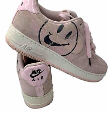 Nike Air Force 1 Zapatos Bajos Have A Nike Day Hombres 13 Rosa BQ9044-600 Cara Sonriente segunda mano  Embacar hacia Argentina