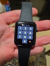 Apple Watch Series 3 42mm estojo de alumínio com pulseira esportiva cinza espacial/preto  comprar usado  Enviando para Brazil
