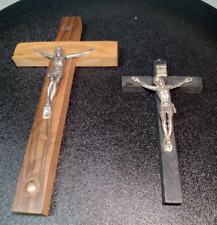 Olive wood crucifix d'occasion  Expédié en Belgium
