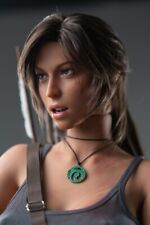 Lara croft necklace d'occasion  Expédié en Belgium