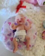 Mini boneca de arte de bebê de silicone corpo inteiro feita à mão 2" (menina)  comprar usado  Enviando para Brazil