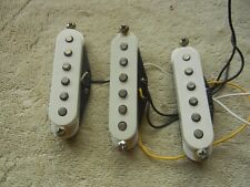 Usado, Genuíno Fender Standard Stratocaster Strat conjunto de captadores SSS branco em estado quase perfeito comprar usado  Enviando para Brazil