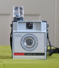 Cámara fotográfica Kodak Brownie Fiesta R4 127 rollos década de 1960 con cubo de flash FUNCIONA segunda mano  Embacar hacia Mexico