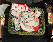 avon strawberry tea set for sale  Coffeeville