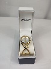 Relógio feminino Kmart Embassy pulseira de quartzo tom dourado com dobradiça na caixa original  comprar usado  Enviando para Brazil