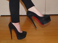 Escarpins christian louboutin d'occasion  Angoulême