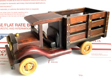 Caminhão de carroceria vintage feito à mão da década de 1930 com rodas de madeira comprar usado  Enviando para Brazil