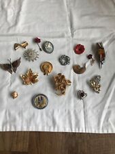 Mixed brooches modern for sale  DUMFRIES